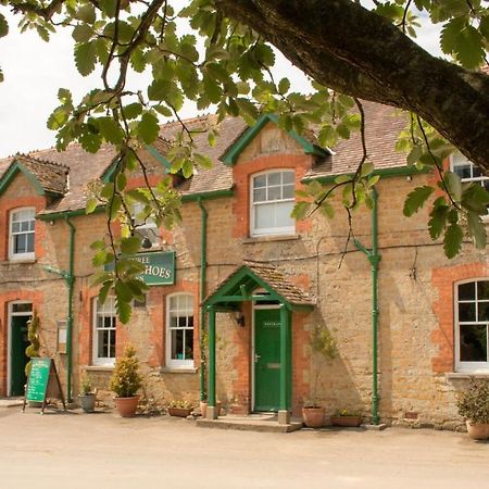 Three Horseshoes Inn Powerstock エクステリア 写真